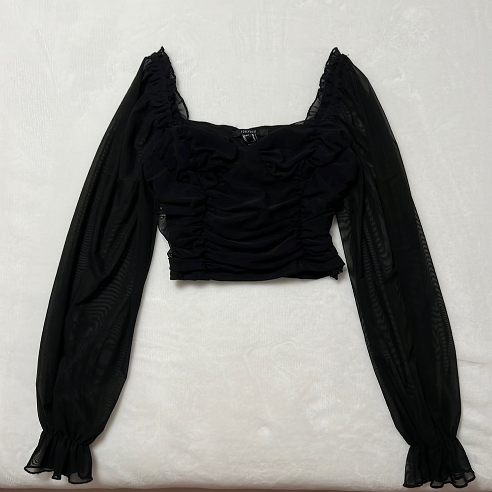 Forever 21 medium mesh long sleeve top